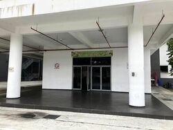 Gul Way (D22), Warehouse #477727851